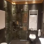 Hotel Columbia & 3*