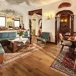 فندق Columbia & 3*
