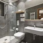 فندق Columbia & 3*