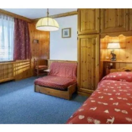 Columbia & Hotel 3*