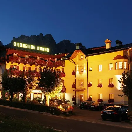 Hotel Columbia & 3*