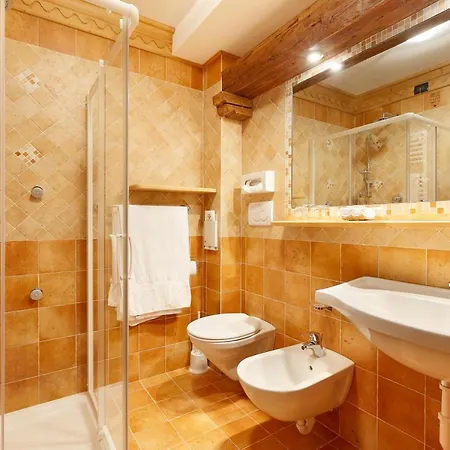 Otel Columbia & Cortina dʼAmpezzo