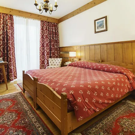 Columbia & Отель 3*